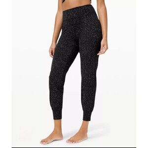 Lululemon Align High-Rise Jogger Size 8 Wild Thing Camo Deep Coal Multi